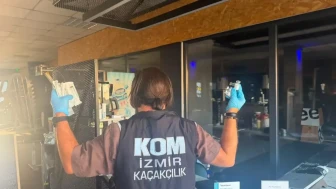 İzmir'de Kaçak Steroid Operasyonu: Sahte İlaç Çetesi Yakalandı, Binlerce Ürün Ele Geçirildi!