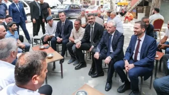 Başkan Nesrullah Tanğlay ve Vali Ahmet Karakaya, Bitlis'te Esnaf ve Vatandaşlarla Buluştu
