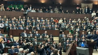 AKP'li Milletvekilleri, Grup Süreç Yasası Üzerine Bilgi Sahibi Olacak!