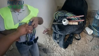Bakır Kablo Hırsızlığı Planı Ortaya Çıktı: İşçi Kılığına Girmiş Şüpheli Yakalandı, Zarar 300 Bin TL!