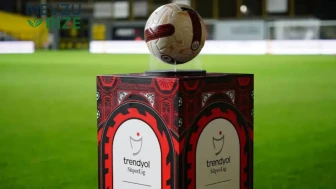 Trendyol Süper Lig'de İkinci Haftanın Zirvesindeki Takım Belli Oldu! Üçüncü Haftanın Maç Programı Açıklandı