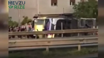 Büyükçekmece'de Havalimanı Servisi Kaza Yaptı: 18 Kişi Yaralandı