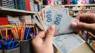 **Okul Alışverişi Fiyatları Yükselişte: Kırtasiye Malzemeleri Ne Kadar?**