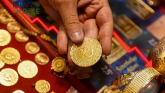 Altın Fiyatlarında Keskin Gerileme: Kritik Açıklama Piyasaları Sarsıyor!