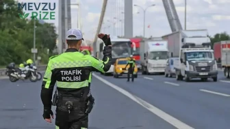İstanbul'da Pazar Günü Belirli Yollar Trafiğe Kapatılacak! İlçe Bazında Alternatif Rotalar Açıklandı!