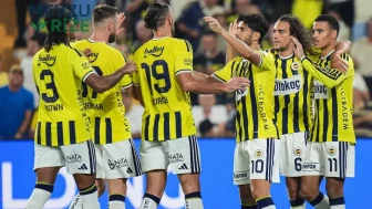 Lyon-Fenerbahçe Karşılaşmasında İsmail Kartal'dan Beklenmedik İlk 11 Açıklaması!