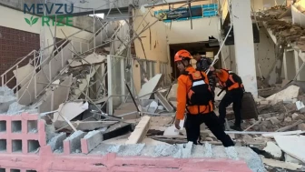 Endonezya'da 7,7 büyüklüğünde deprem: Can kaybı 53'e yükseldi