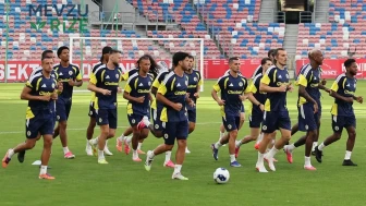Fenerbahçe'nin Yıldız Futbolcusundan İsmail Kartal'a İtiraz!