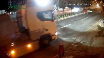 Otomobilin Karşı Şeride Geçmesiyle Tırla Çarpışmanın Eşiğine Gelindi