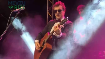 Erhan Güleryüz, Hayranlarıyla Buluştu: Sahnede Güldüren Anlar Yaşandı!