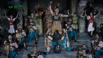 Efsanelerin Buluşması: Aspendos'ta Troya Tiyatro Gösterimi Gerçekleştirildi
