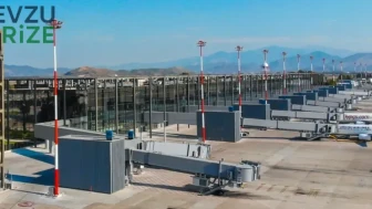 Tatilciler Dalaman’a akın etti: Milyonları aşan yolcu trafiği dikkat çekti