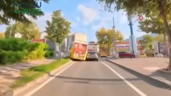 Osmangazi’de Kontrolden Çıkan Otobüs Feci Kazaya Neden Oldu