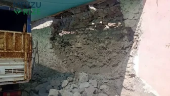 Kayseri Pınarbaşı’nda Meydana Gelen 4,1 Şiddetindeki Deprem, Evlerde Çatlaklara Neden Oldu