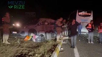 Erzincan'da Otobüs ile SUV Araç Çarpıştı: 1 Kişinin Durumu Ağır, 7 Yaralı!