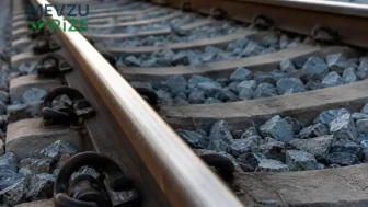 Güney Kore'den On Yıl Aradan Sonra Çarpıcı Adım: Kuzey'e Yeni Demiryolu Projesi!