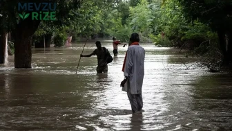 Hindistan'da muson yağmurları can kaybına yol açtı