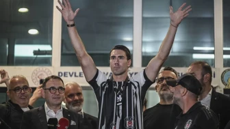 Beşiktaş, Yeni Transferi Dusan Vlahovic ile İstanbul'da Buluştu!