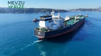 İstanbul Boğazı'ndan Geçen 'Asia' İsimli Gemi, Rusya'da İHA Saldırısına Maruz Kalmasının Ardından Seyir Halinde!