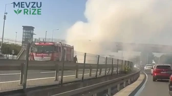 Avrasya Tüneli çıkışında yangın: Seyir halindeki araç alev aldı, yol trafiğe kapatıldı