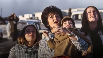 2026'nın Gözdesi ve Zamansız Klasiklerle Dolup Taşan En İyi Netflix Dizileri!