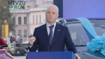 YKS Şampiyonu Togg ile Ödüllendirildi: Üç Kabataş Liseli Öğrenciye Hediye!