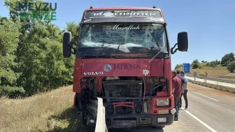 Tırla Çarpışan Traktörün Sürücüsü Hayatını Kaybetti: Kaza Yerinde Büyük Şok!