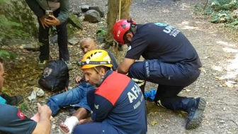 Dağlık Bölgedeki Mahsur Kalan 75 Yaşındaki Yaşlı Adam İçin Kurtarma Çalışmaları Başlatıldı