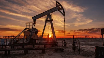 Petrol Fiyatlarına Hürmüz Ayarı! ABD'nin 'Abluka' Mesajı Piyasalarda Endişelere Yol Açtı