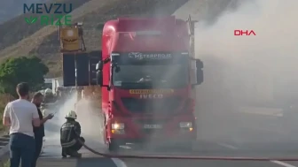 Sakaltutan Geçidi'nde Korkunç Yangın: Tır Alev Alev Yandı!