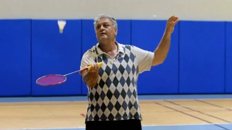 45 Yaşında Badminton Kariyerine Adım Attı, Avrupa Madalyası İçin Mücadele Ediyor!