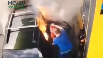 Benzin İstasyonunda Alev Alev Yanan Araç, Güvenlik Kameralarına Yansıdı!