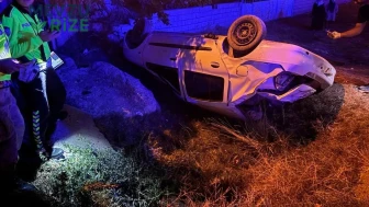 Erzincan-Erzurum Kara Yolunda Otomobil Takla Attı: Karı-Koca Yaralandı