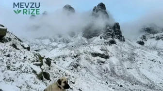 Rize'de Kış Mevsimi Erken Başladı: Kaçkar Dağları Karla Kaplandı, Sıcaklıklar Düşüşte!
