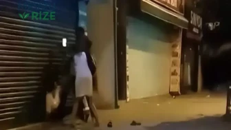 Beyoğlu'nda Sokakta Şiddet Olayı: Kadın, Erkek Arkadaşından Şikayetçi Olmadı!