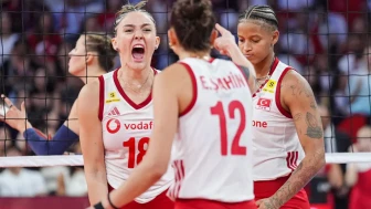 Filenin Sultanları Avrupa Şampiyonu Oldu! Türkiye 3-2 İtalya