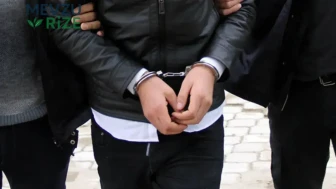 Samsun'da Kaçakçılıkla Mücadele Operasyonu: İşletmeden Üç Otomobil Motoru Ele Geçirildi!