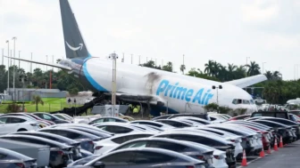 Amazon, Miami'deki Trajik Kaza Sebebiyle Kargo Faaliyetlerini Geçici Olarak Durdurdu