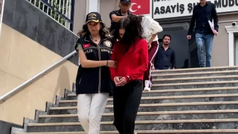 Beylikdüzü'nde 1,5 Milyon TL Değerinde Değerli Eşyaları Çalan Hırsızlar Güvenlik Kamerasında Yakalandı