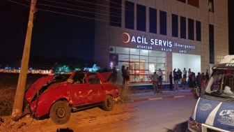 Çanakkale’de yolun karşısına geçmeye çalışan aileye otomobil çarptı: 5 yaşındaki Masal hayatını kaybetti