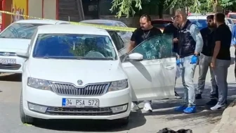 Çekmeköy'de otomobiline kurşun yağdırdılar! Sürücü olay yerinde hayatını kaybetti