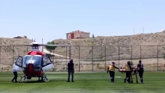 Darende'de iç kanama geçiren 85 yaşındaki hasta için hava ambulansı havalandı