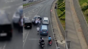 Eyüpsultan'da Trafik Tartışması Kavgaya Dönüştü: 3 Sürücüye Cezai İşlem Uygulandı
