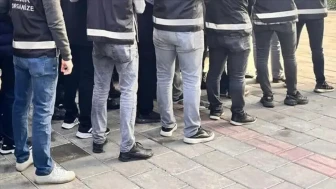 İstanbul merkezli 3 ilde 'change araç' operasyonu : 16 gözaltı