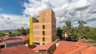 Kigali’de yerel tuğlalarla yükselen karma kullanımlı kule