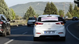 Muğla'da Kanseri Yenmenin Coşkusunu Aracında Kutlayan Kadının Anları Kameralara Yansıdı