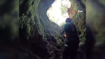Ormanlık alandaki 7 metrelik çukura düşen adam kurtarıldı