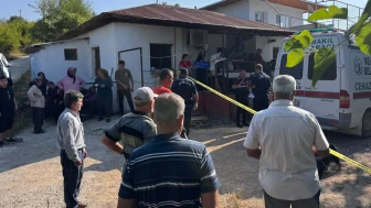 Osmaniye'de Korkunç Bir Aile Olayı: Oğlunu Katletti, Gelinini ve Torununu Yaraladı!