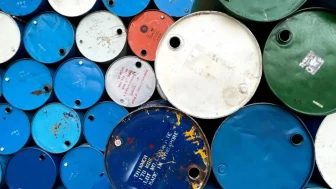 Petrolde tansiyon yükseldi: Fiyatlarda artış yüzde 3'ü aştı