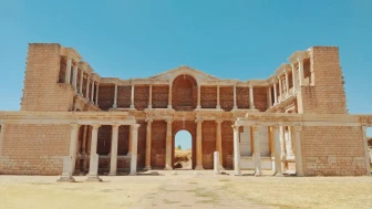 Sardes Antik Kenti, Paranın Beşiği Olarak Tarihin Sıfır Noktasında Ayakta Duruyor
